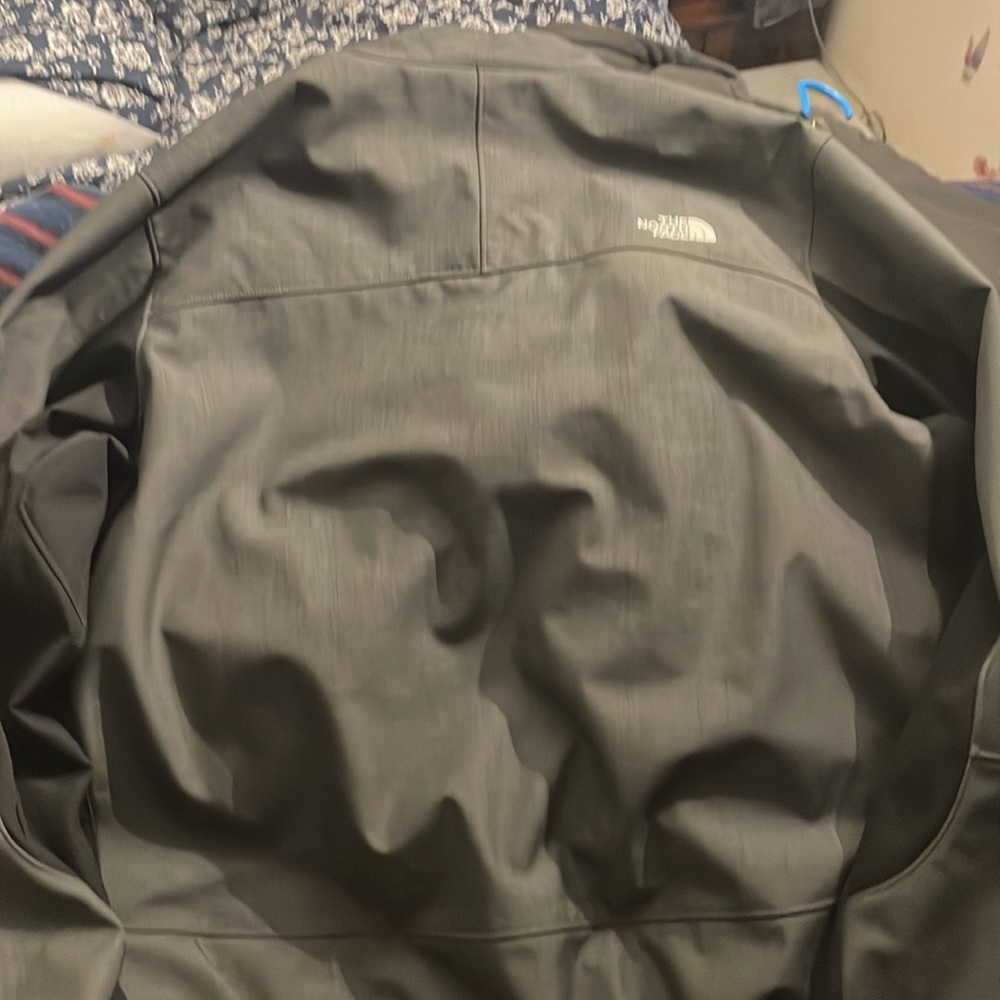 The North Face XXL Jacket - Picture 5 of 11